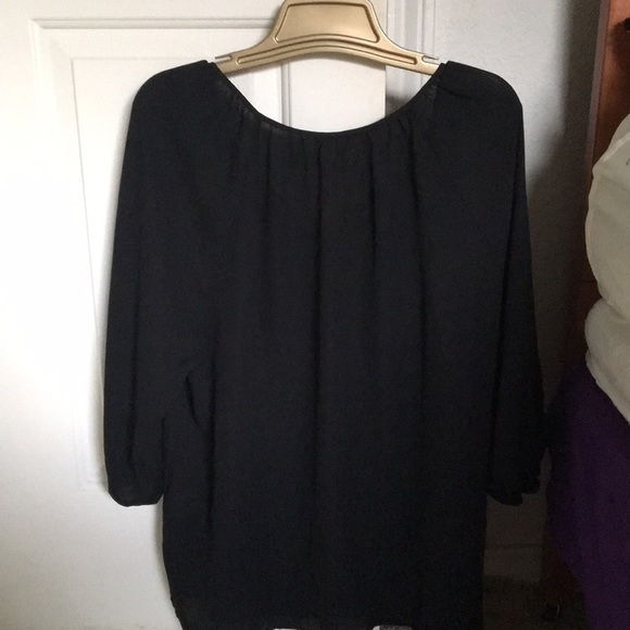 Black blouse - Picture 2 of 2